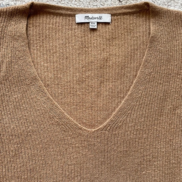 UNTIL 6/20! Madewell Ribbed V-Neck Sweater Camel - Picture 2 of 5